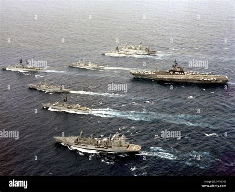 Uss coral sea cv 43 hi-res stock photography and images - Alamy
