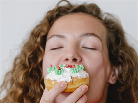 Emotional hunger appears suddenly. What is it and why is it so ...