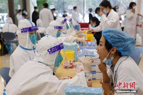 上海各大医院开展全院全员核酸检测