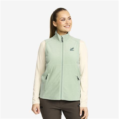 Women's Puffer & Outdoor Gilets | RevolutionRace