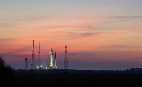 Space Travel 的图像结果