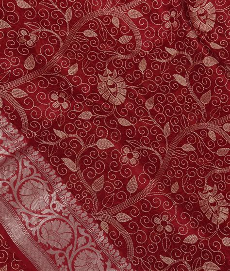 Buy red Kora Organza Embroidery Saree T189414