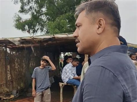 Entry Banned at Mhow waterfalls, police enforce curbs