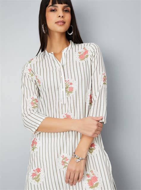 Buy Women Striped Straight Kurta Online at just Rs. 499.0 ...