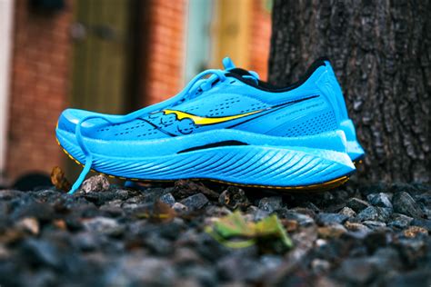 【期間限定特価】 Saucony Endorphin speed 3 エンドルフィンスピード3 ウォーキング・ランニングウェア ...