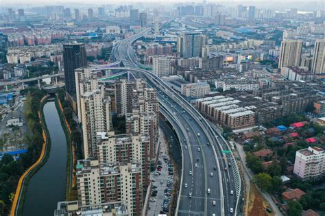 2021十大成功城市之南昌：一流工业，两大风口，政策决定未来_腾讯新闻