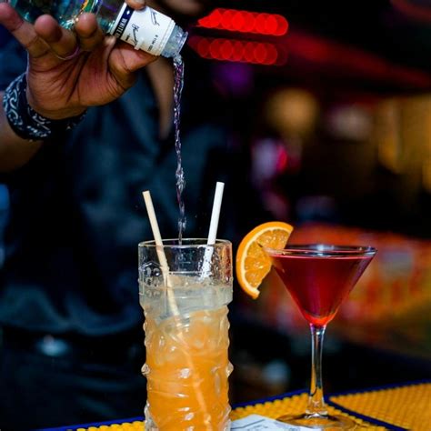 Must-Try Affordable Bars In Delhi To Swirl & Sip On Best Drinks | LBB