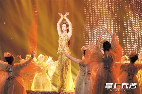 致敬中国电视60年 第十二届中国金鹰电视艺术节开幕 - 要闻 - 湖南在线 - 华声在线