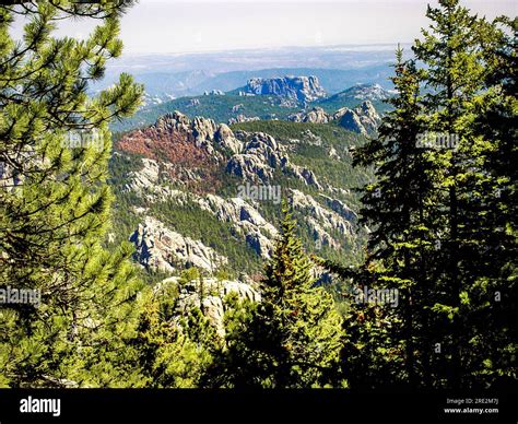 The back side of mount rushmore hi-res stock photography and images - Alamy