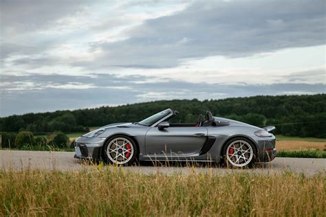 2024 Porsche 718 Spyder RS Vanadium Grey Metallic - Stunning HD Photos ...