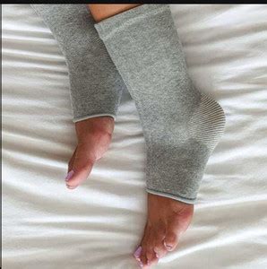 Avasar Ankle Pain Relief Compression Socks Bamboo Yarn Ankle Swelling ...