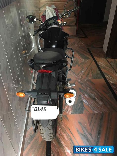 Suzuki Gixxer ABS Picture 2. Bike ID 538534. Bike located in New Delhi ...