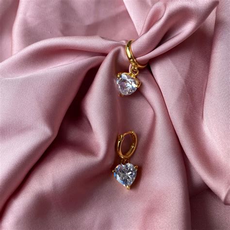 Heart Solitaire Hoops – Dashiastore