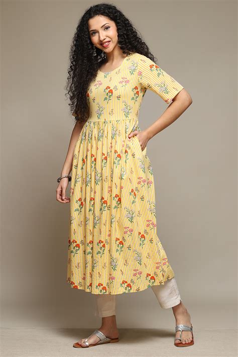 Yellow Rayon Straight Printed Kurta