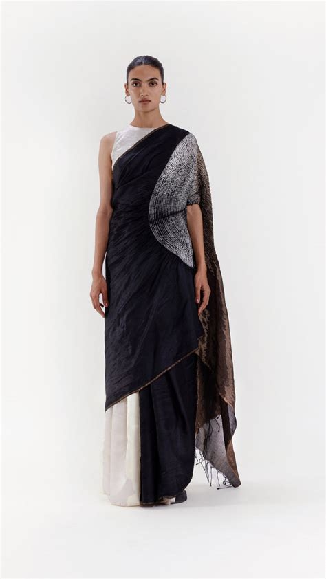 Handsfree Saree – Studio Medium