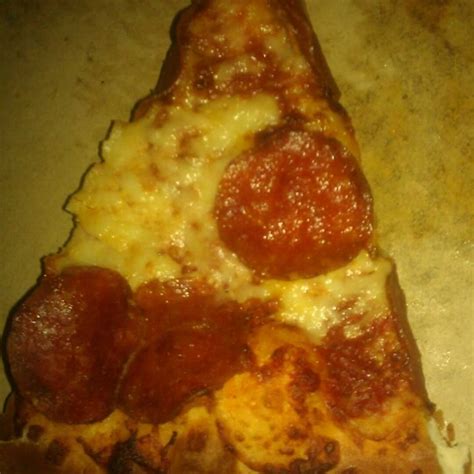 Pizza Hut Pepperoni Pizza Slice Calories