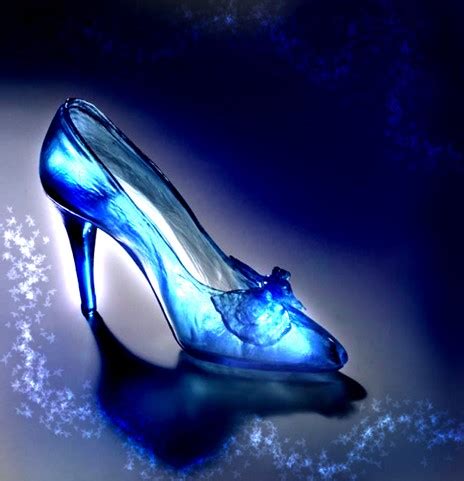 灰姑娘不穿玻璃鞋時穿什麼？ 原來就是它 | ET Fashion | ETtoday新聞雲