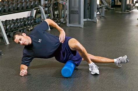 IT Band Foam Roll Performance Exercise - Sean Cochran Sports ...