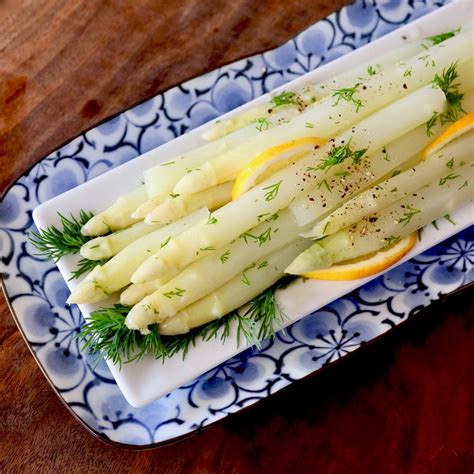 White Asparagus Recipe with Lemon | Cooking On The Weekends