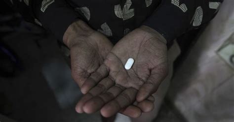 Fear of Aadhaar data leaks keeps HIV positive people away from ...