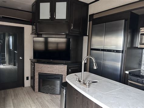 RV for sale: 2017 Grand Design Momentum Class M 350 Toy Hauler 5th ...