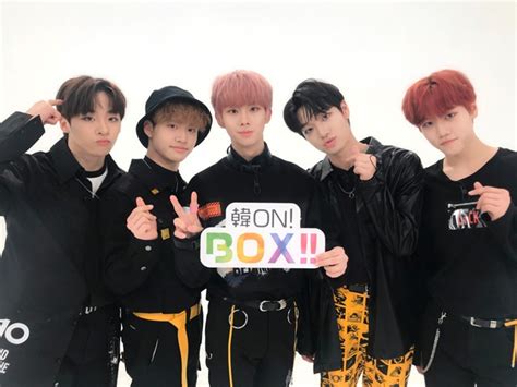 韓国5人組新人男性アイドル・グループ“MCND”、「韓ON! BOX!!」新MCに就任 - CDJournal ニュース