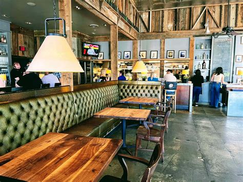 Norman Rose Tavern - Happy Hour Napa