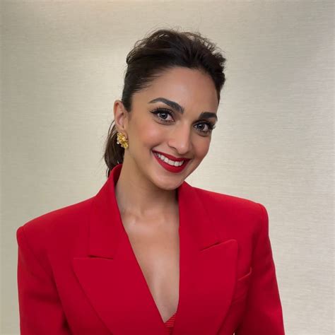 Alaya F has mastered a sleek bun, just the fix for humid weather—here's ...