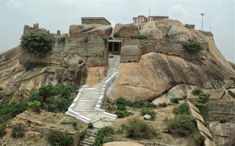 Gudibande Fort - Short Trip Near Bangalore For Weekend Getaway ...
