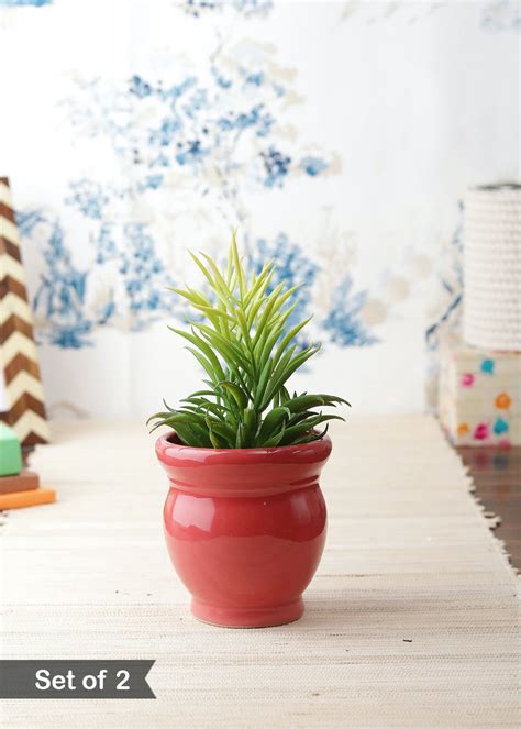 Get Glossy Red 5 Inch Ceramic Planter Pots - Set of Two at ₹ 739 | LBB Shop