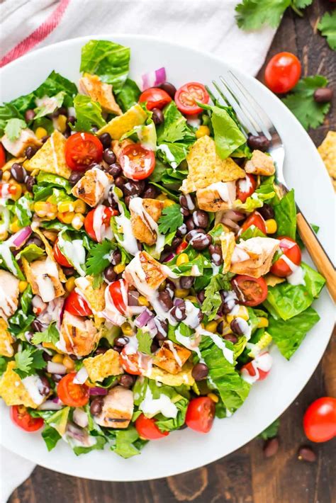 BBQ Chicken Salad {Better Than a Restaurant!} - WellPlated.com