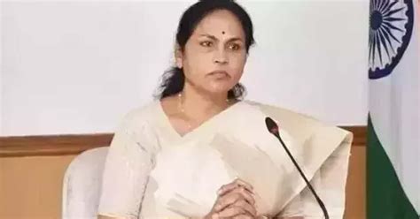 ಸಿಎಂ ಬದಲಾವಣೆ ಚರ್ಚೆ ಕಾಂಗ್ರೆಸ್ ಪಕ್ಷದ ಆಂತರಿಕ ವಿಚಾರ, ನಾವು ಪ್ರತಿಕ್ರಿಯೆ ...