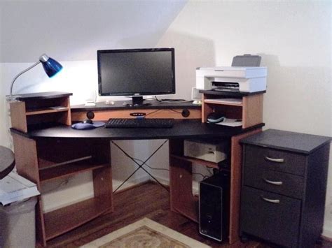 Staples Computer Desk 的图像结果