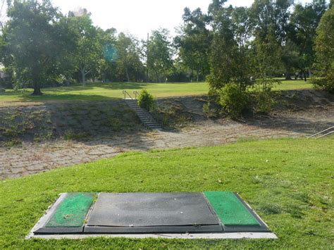 De Bell Par 3 Golf Course (Burbank) – Richie's World of Golf