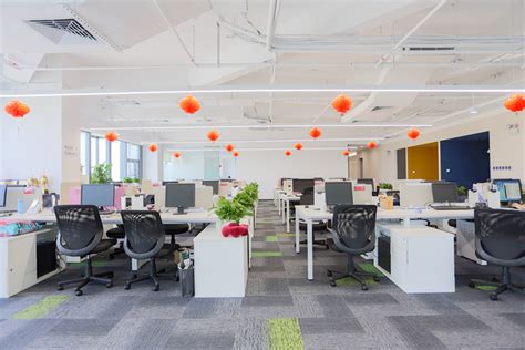 东莞办公室装修设计案例之建材地产办公室设计案例