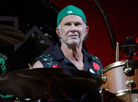 Chad Smith Biography: Music, Children, Awards, Height, Ethnicity, Age ...