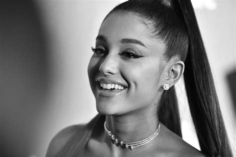 Uh Oh - Ariana Grande's New Tattoo does NOT mean "7 Rings" - 99.7 NOW