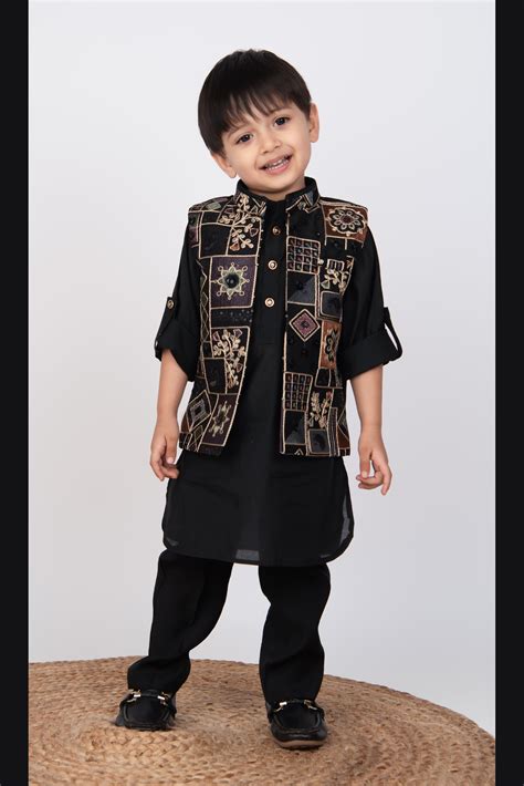 Black Festive Full Sleeves Solid Kurta Pajama with Heavy All over Embr ...