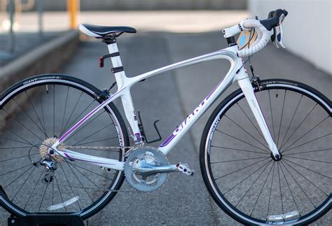 Giant Liv Avail Composite 3 Women's Carbon Road Bike S white - JFSI ...