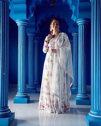Buy Designer Salwar Suits? Here is Your Shopping Guide! – Roopkala