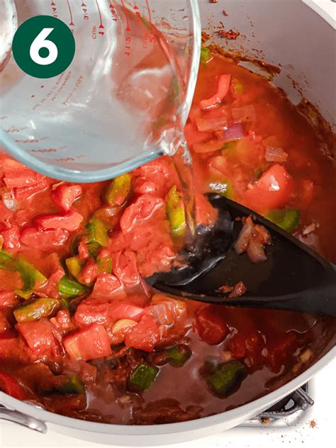 Lentil Bean Chili - Plant-Based on a Budget