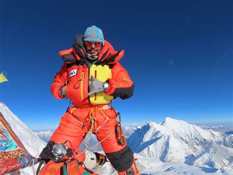 First Indian Man To Climb Mount Everest