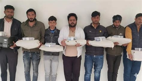 Lucknow: STF Busts Gang Making Fake Ayushman Cards; 7 Arrested In Gomti ...