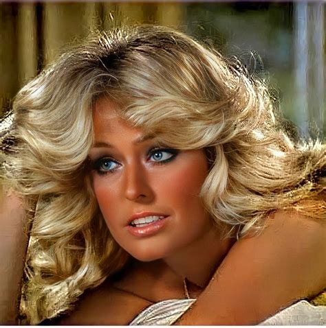 Pin de pascale em Farrah Fawcett | Atrizes clássicas, Perucas, Atrizes