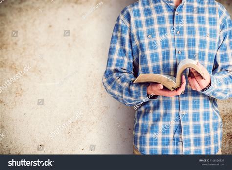 2,558 Open Bible Picture Images, Stock Photos & Vectors | Shutterstock