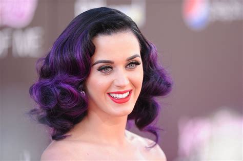 30 Luxuriously Royal Purple Ombre Hair Color Ideas