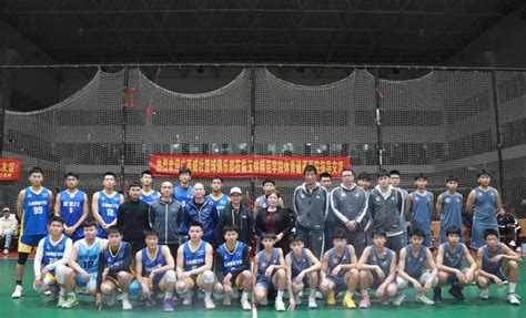 广西万村篮球赛举行-新华网