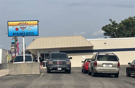 Spring Valley pawn shop relocates – Shaw Local