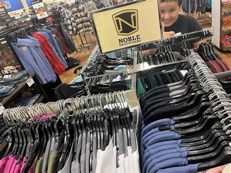 When you see it you see it : r/CrappyDesign