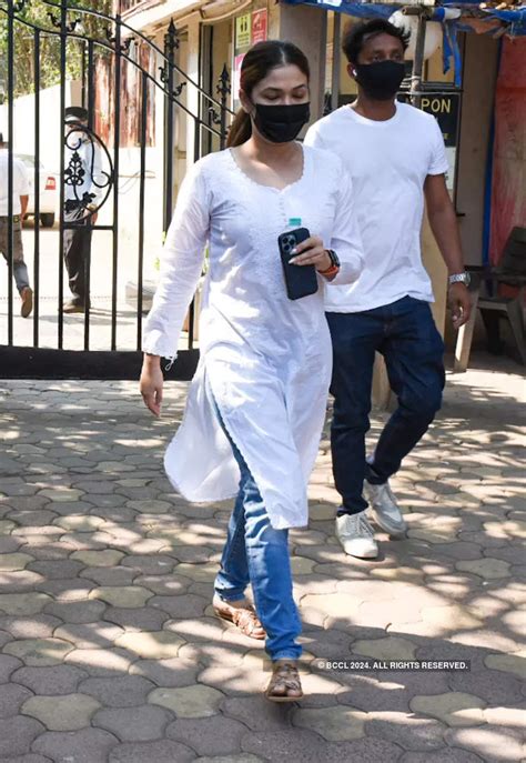 Pictures of Raveena Tandon breaking gender stereotypes by performing ...